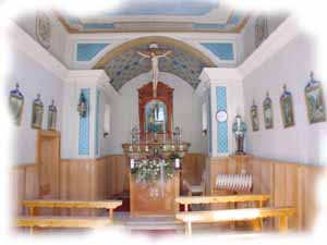 interno della chiesina dell'Addolorata  di Florino