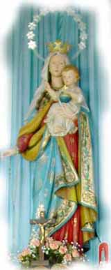 La statua della Vergine col Bambino