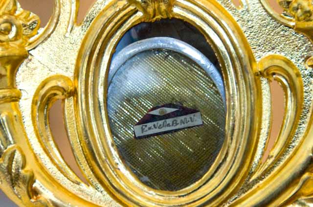 Chiesa della Beata Vergine del Caravaggio a Livigno - particolare di una vecchia reliquia Chiesa Beata Vergine del Caravaggio - una vecchia reliquia