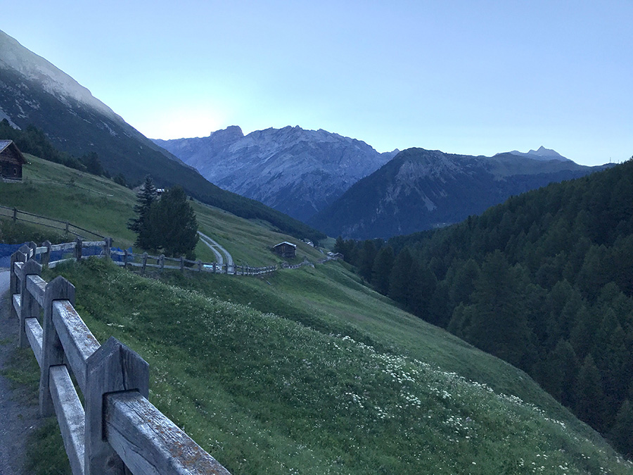 Da poco prima della chiesetta di Federia guardando verso la Calcheira