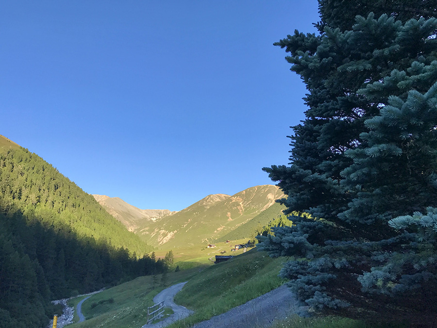 il panorama dalla chiesetta verso l'interno di Val Federia