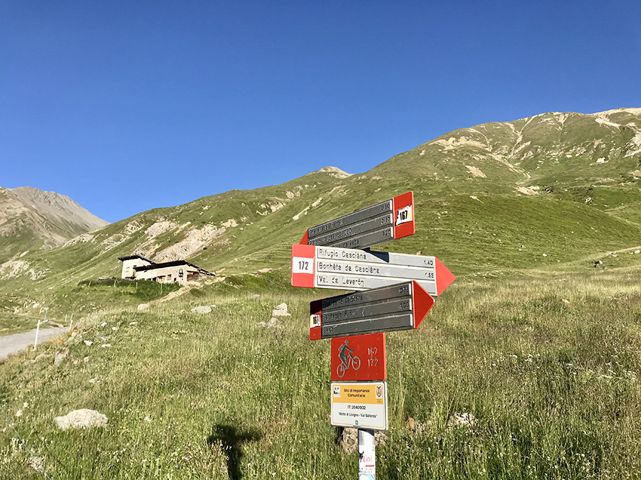 Bivio per Passo Cassana - indicazioni