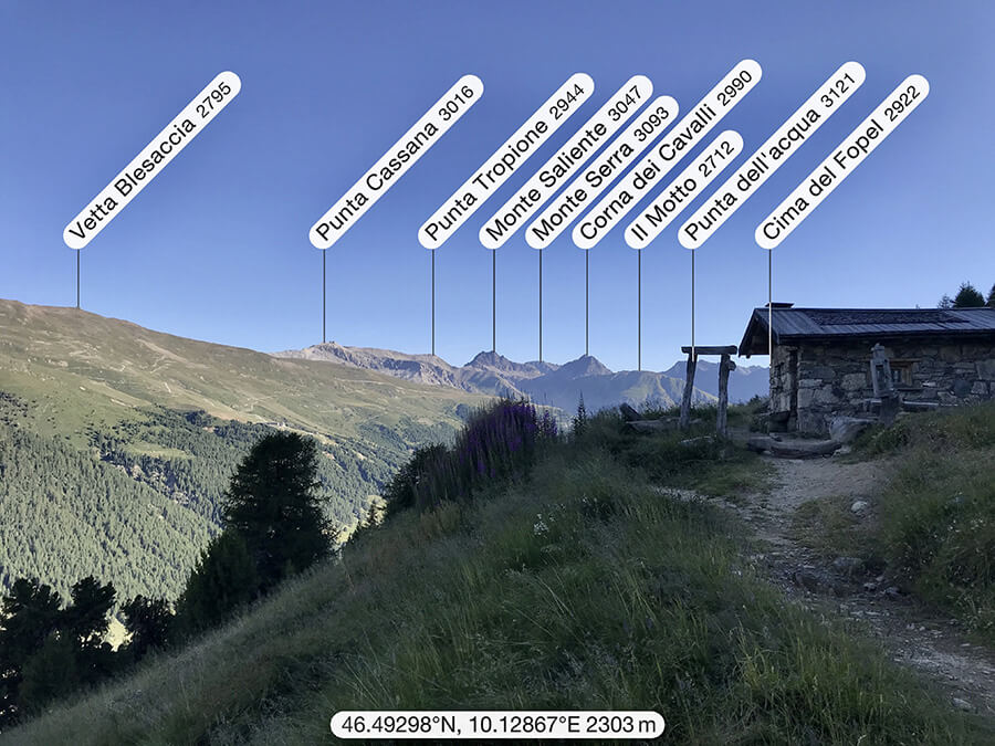 Panorama e vette guardando verso Saliente Panorama e vette guardando verso Saliente