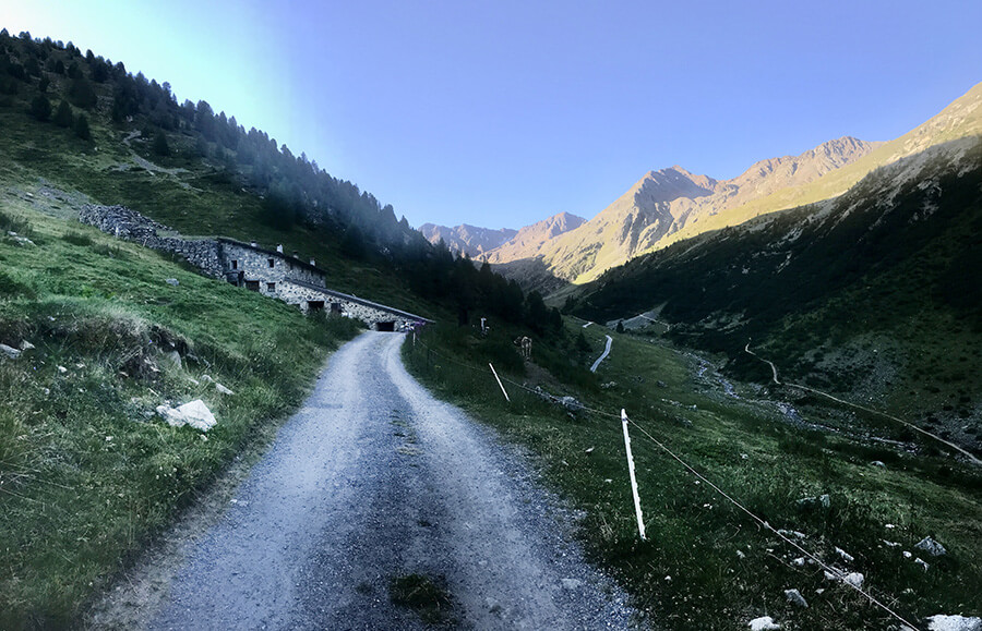 Arrivo alla cheseira da li Mina Arrivo alla cheseira da li Mina