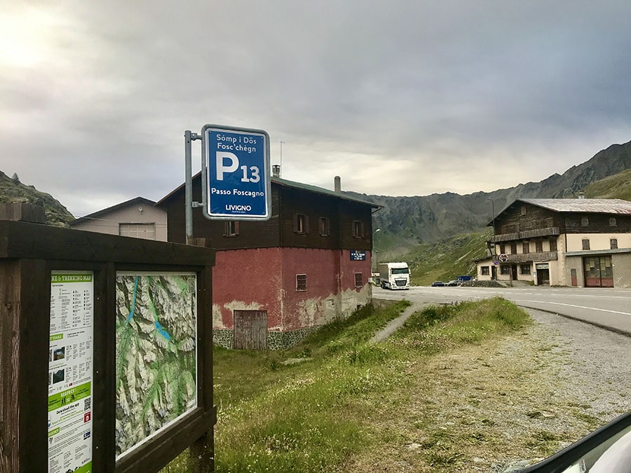 Partenza sentiero per il Lago Nero Partenza sentiero per il Lago Nero