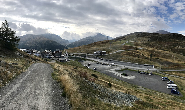 Arrivo al parcheggio del Passo Eira Arrivo al parcheggio del Passo Eira