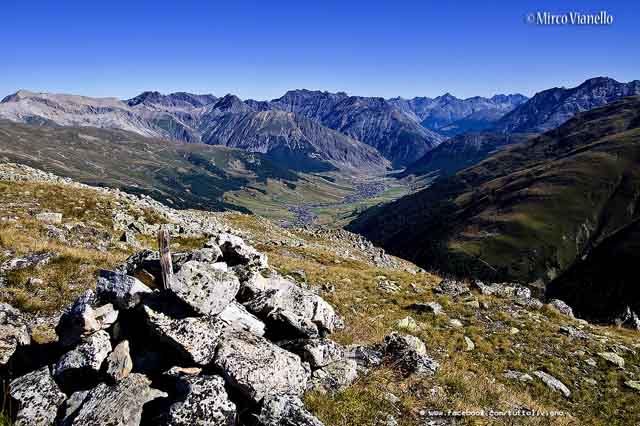 La valle di Livigno vista dal Monte Buon Curato