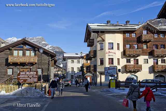 uno scorcio di Via Plan a Livigno Livigno scorcio via Plan