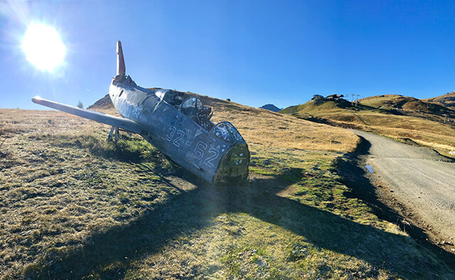 Il conosciutisso relitto di aereo tanto fotografato dagli sciatori in inverno - selfie a volontà 