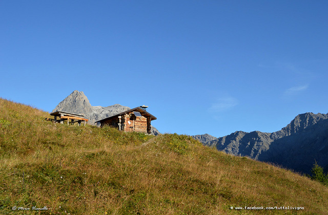 Baitel di Staur dal basso Baitel di Staur dal basso