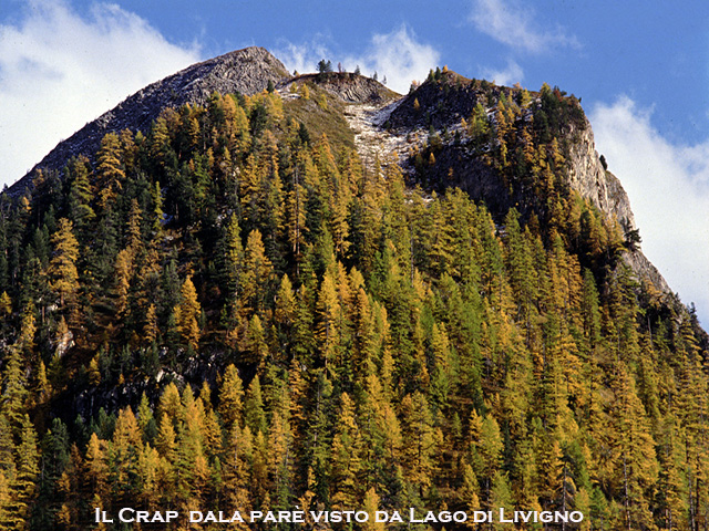Il Crap dala parè visto dal basso in autunno