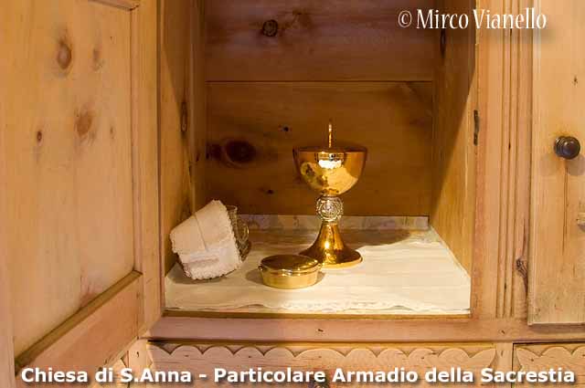 Chiesa di Sant'Anna a Trepalle - particolare della sacrestia Chiesa di Sant'Anna - particolare della sacrestia