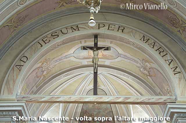 Chiesa S. Maria Nascente Livigno - volta sopra l'altare 