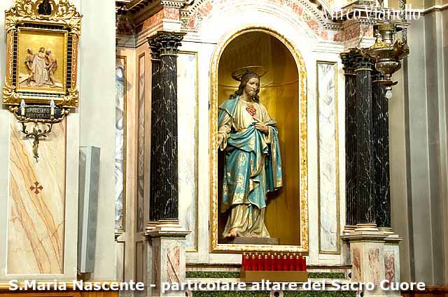 Chiesa S. Maria Nascente Livigno - altare Sacro Cuore 