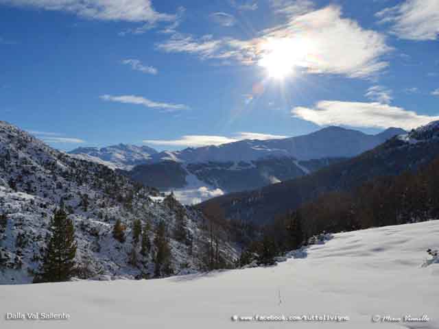 Val saliente - Vista invernale verso Livigno dal Plan della Pontiglia, dove finisce il sentiero facile' Val saliente - veduta invernale verso Livigno