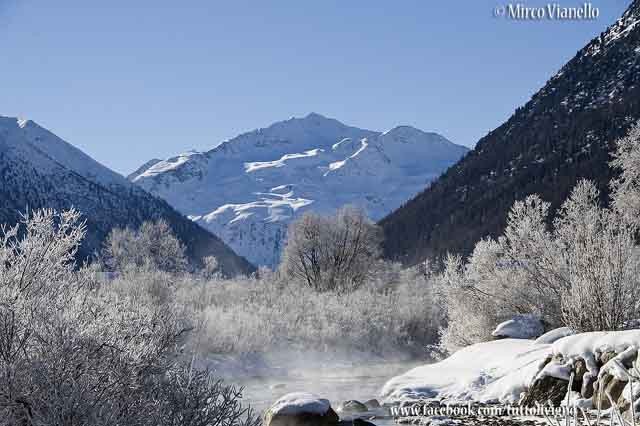 Il monte Vago chiude la valle di Livigno a Sud Valle di Livigno - Il Vago