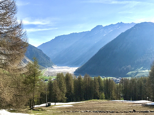 veduta verso l'invaso del lago di Livigno